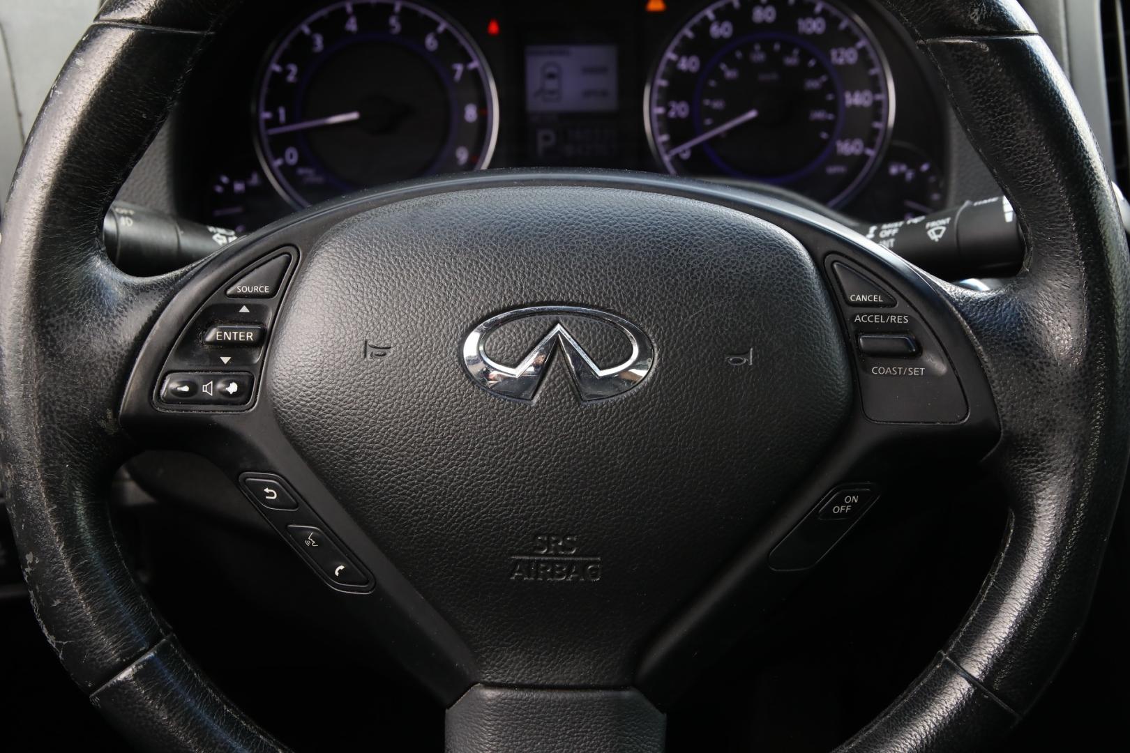 2011 BLACK INFINITI G SEDAN G37x AWD (JN1CV6ARXBM) with an 3.7L V6 DOHC 24V engine, 5-SPEED AUTOMATIC transmission, located at 420 E. Kingsbury St., Seguin, TX, 78155, (830) 401-0495, 29.581060, -97.961647 - Photo#13